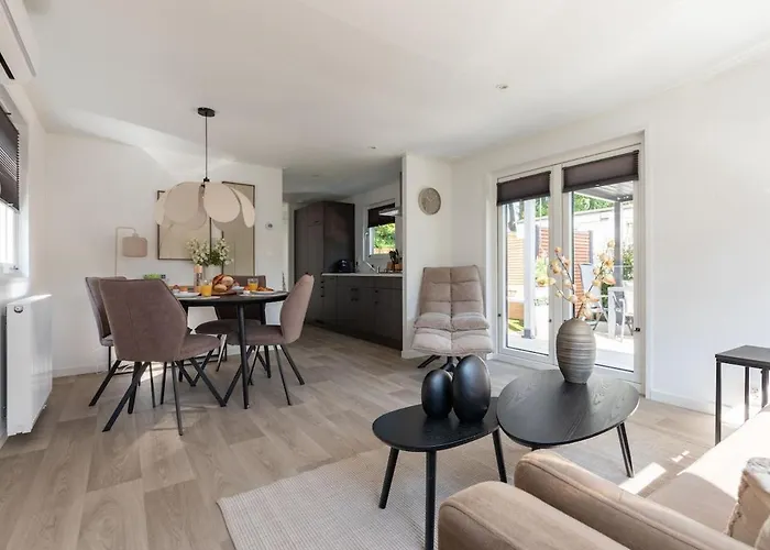 Bosrijk Austerpark 32 Alpstuga