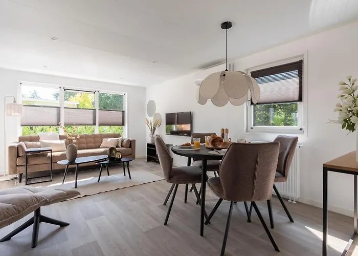 Bosrijk Austerpark 32 Alpstuga