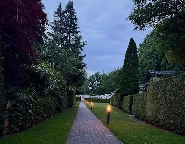 Bosrijk Austerpark 32 Alpstuga *